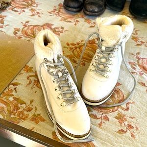 White mountain boots